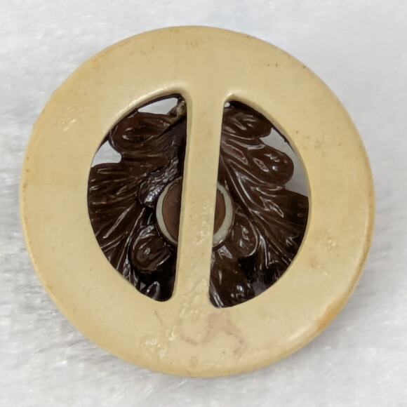 Marion Weeber 1.625" Carved Acorn Celluloid Button Glued to Cream Buckle Base - Picture 5 of 7